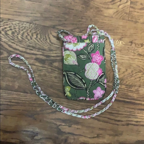 Vera Bradley Handbags - Vera Bradley cross body pouch